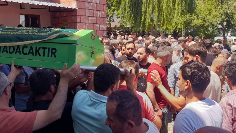 KAZADA ÖLEN 11 YAŞINDAKİ ENES ÇAĞLAYAN, TOPRAĞA VERİLDİ 