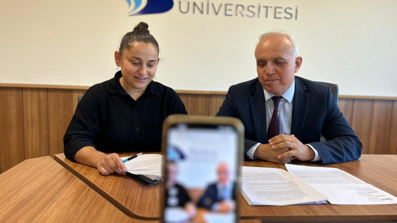 DÜZCE ÜNİVERSİTESİ’NDE ÖĞRENCİLERE YÖNELİK BİLGİLENDİRME ETKİNLİĞİ DÜZENLENDİ