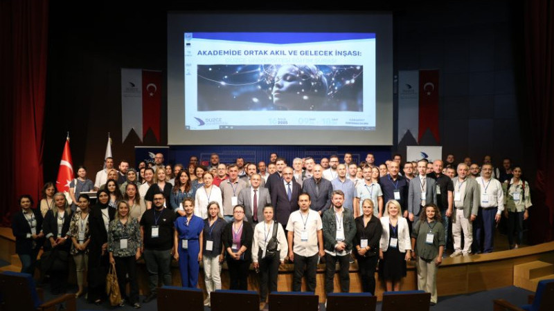 DÜ’DE GELECEK İNŞASI TEMALI EĞİTİM ŞÛRASI GERÇEKLEŞTİRİLDİ