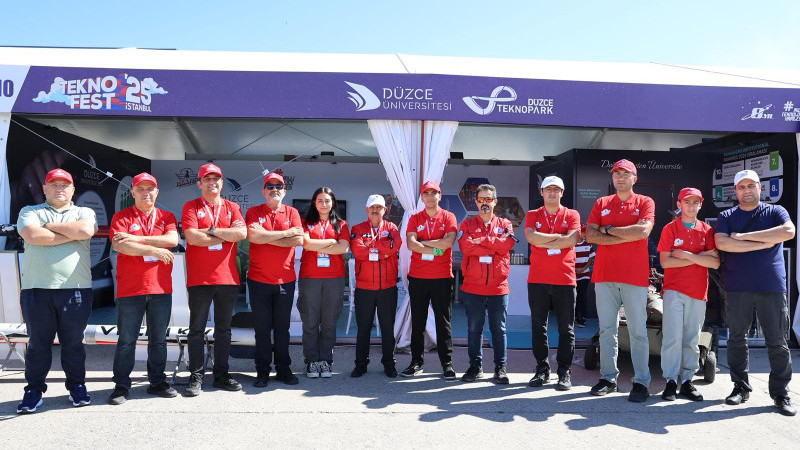 DÜZCE ÜNİVERSİTESİ TEKNOFEST 2025 İSTANBUL’DA