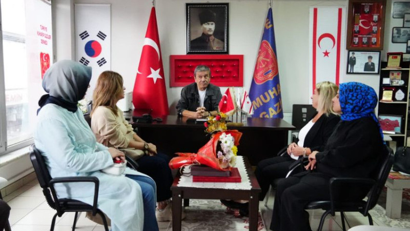 DÜZCE’DE GAZİLER GÜNÜ’NDE ANLAMLI ZİYARET