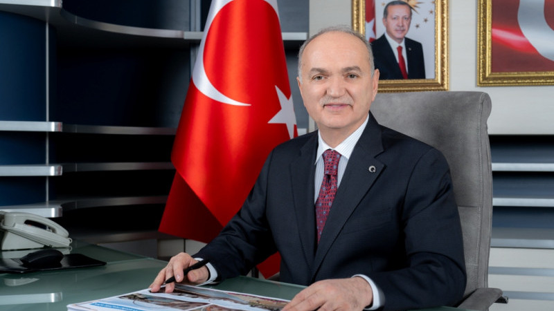 BAŞKAN ÖZLÜ’DEN 29 EKİM MESAJI