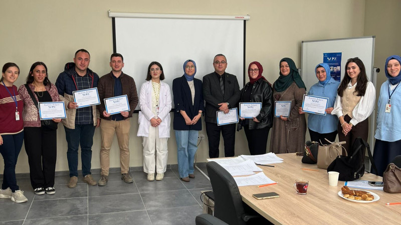 AKÇAKOCA’DA SAHA SAĞLIK ELÇİLERİ EĞİTİMİ DÜZENLENDİ