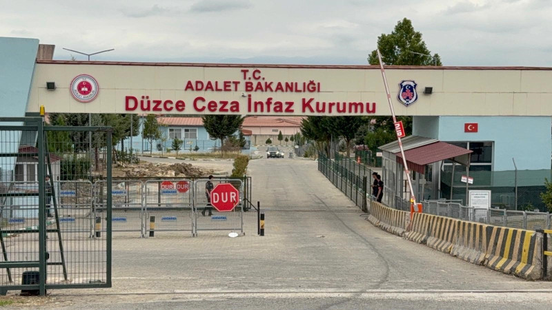DÜZCE'DE ARANAN 94 KİŞİ YAKALANDI 