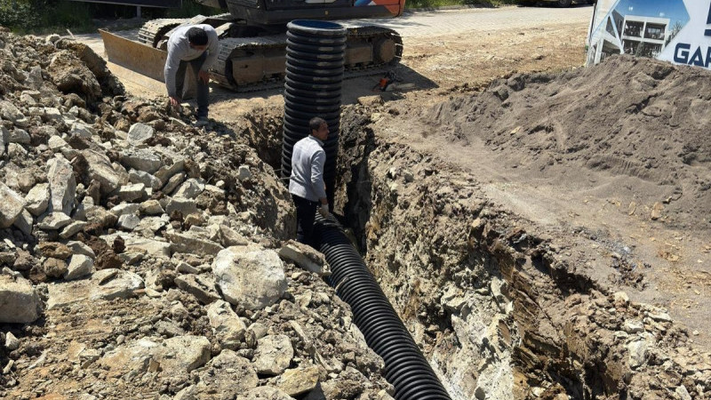 AKÇAKOCA’DA ‘YENİLEME’ DEVAM EDİYOR