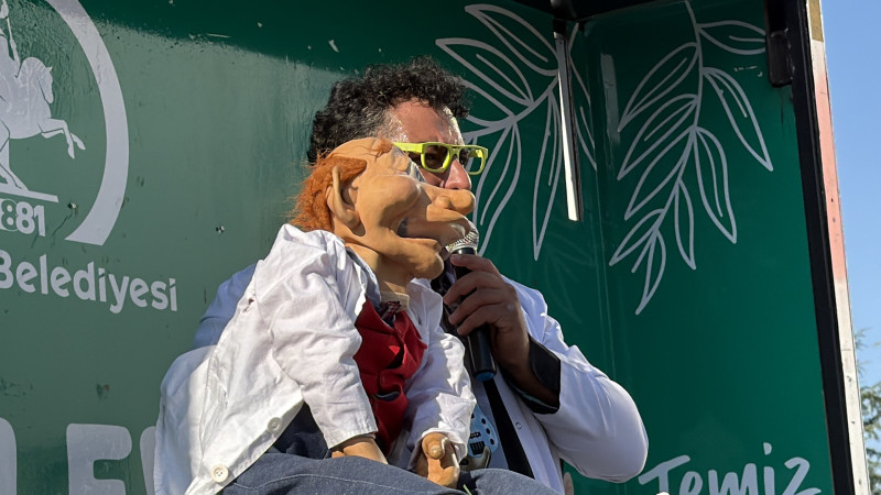 İŞTE ÖRNEK BİR DAVRANIŞ, ÖĞRENCİLER OKULLARINI TERTEMİZ YAPTI