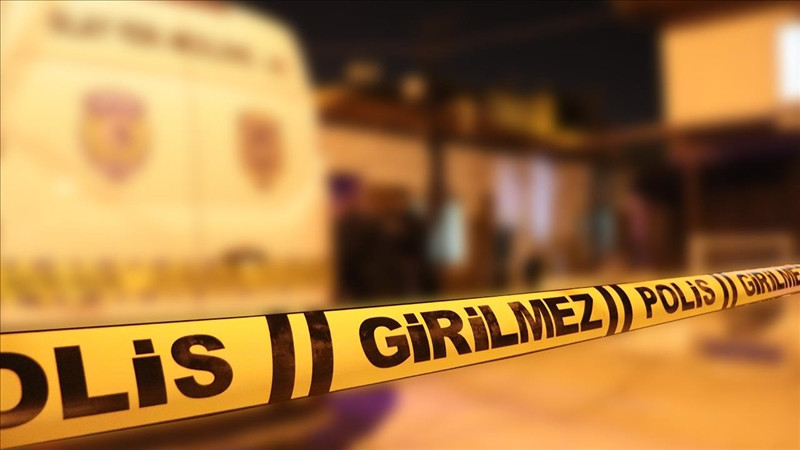 AYNI GECE PEŞ PEŞE İKİ OLAY: İNTİHAR, BIÇAKLAMA!