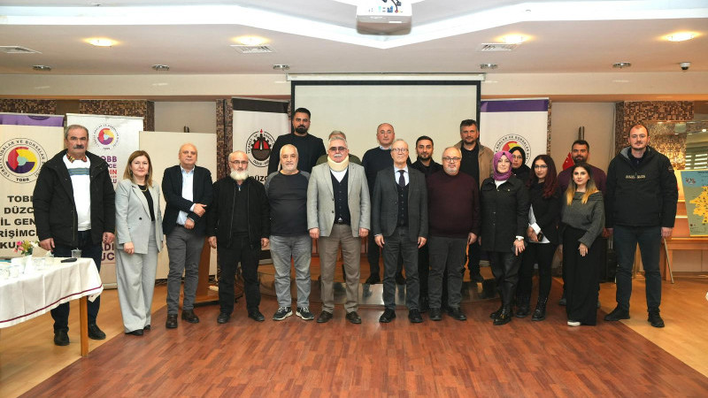 İŞLETME YÖNETİMİ EĞİTİMİ VERİLDİ