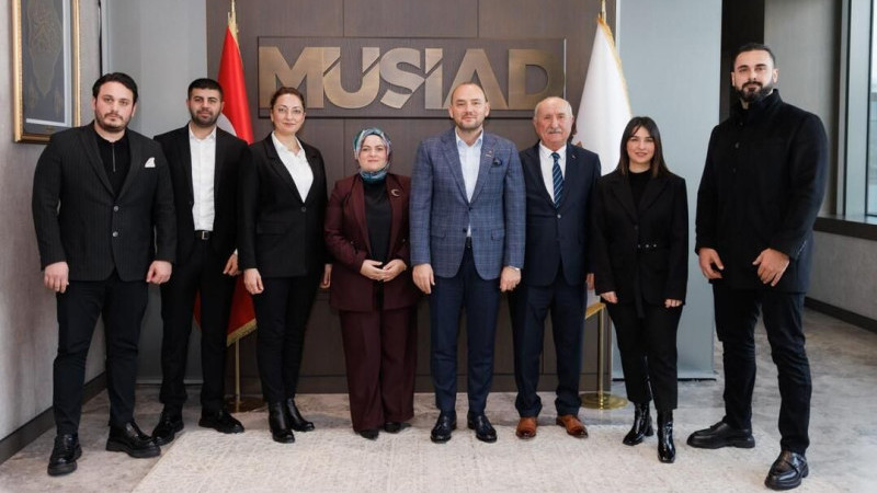 BURHAN ÖZDEMİR’DEN AKÇAKOCA VE TÜRK KIZILAYI’NA GÜÇLÜ DESTEK