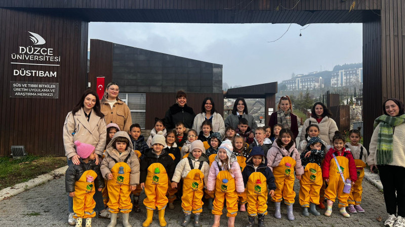 NADAS ÇOCUK KÖYÜ MİNİKLERİ BOTANİK BAHÇEYİ KEŞFETTİ