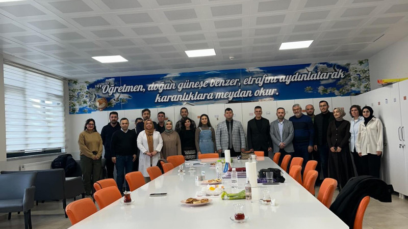  ÖĞRETMENLER ODASI SOHBETLERİ SÜRÜYOR 