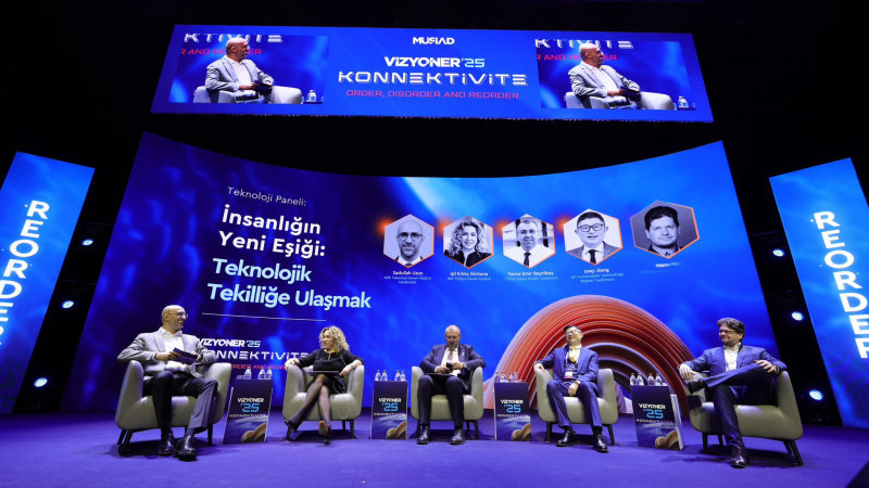 ÖZDEMİR: HER ALANDA YENİ  BİR DÜZEN İNŞA EDİLİYOR