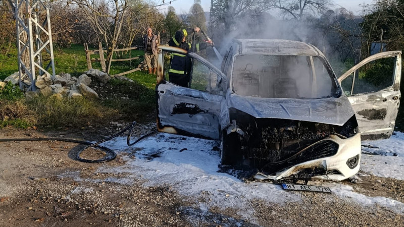 SEYİR HALİNDEYKEN ALEV ALDI