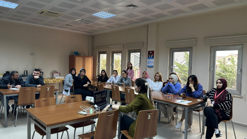 KAYNAŞLI’DA SAĞLIK PERSONELİNE EĞİTİM