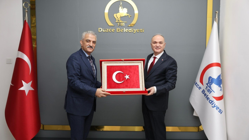 VALİ MAKAS‘TAN BAŞKAN ÖZLÜ’YE İADEYİ ZİYARET