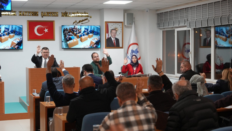 37 GÜNDEM MADDESİ KARARA BAĞLANDI