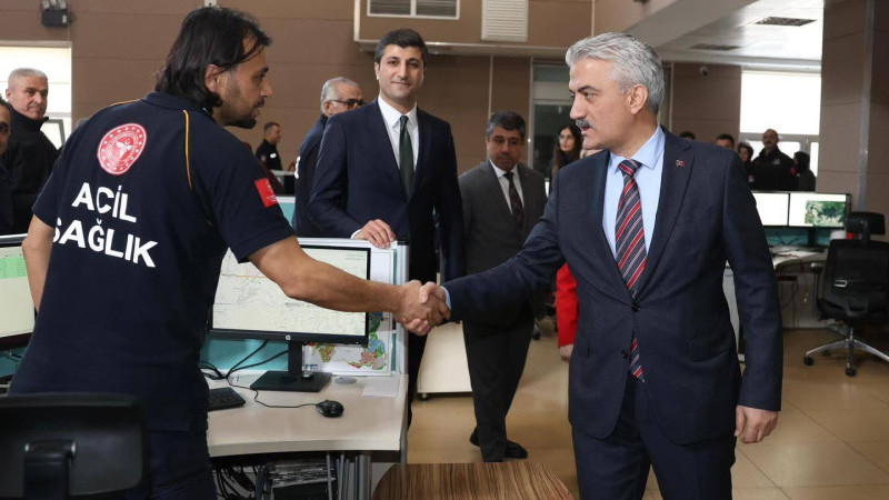 VALİ MAKAS’TAN112 PERSONELİNE TEBRİK  