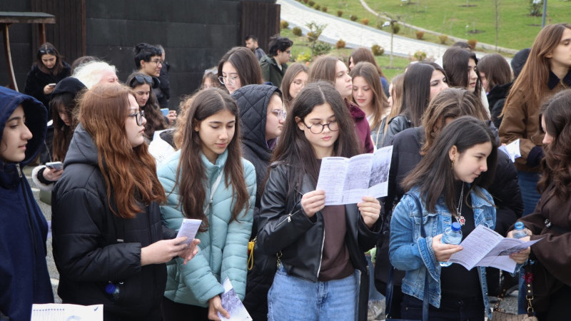 AKÇAKOCA LİSESİ ÖĞRENCİLERİ BOTANİK BAHÇESİ’NDE