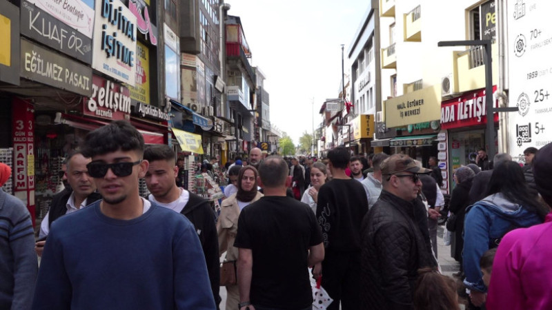 2025’TE YENİ FİRMALAR  KAPANANLARI SOLLADI