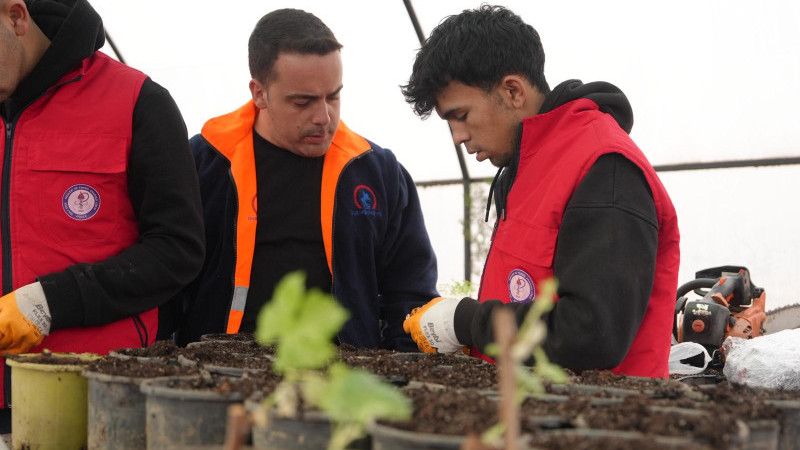 TARIM AKADEMİSİ’NDE EĞİTİMLER SÜRÜYOR 