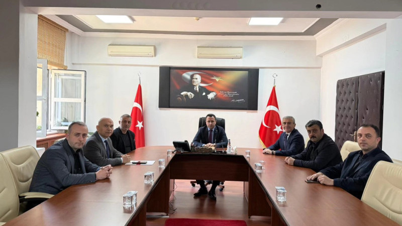 FINDIKTA KOKARCA ALARMI