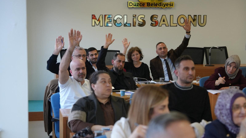 DÜZCE BELEDİYESİ MECLİSİ 45 GÜNDEM MADDESİYLE TOPLANDI
