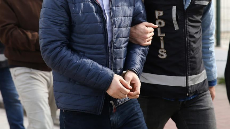 UYUŞTURUCU TACİRİ TUTUKLANDI