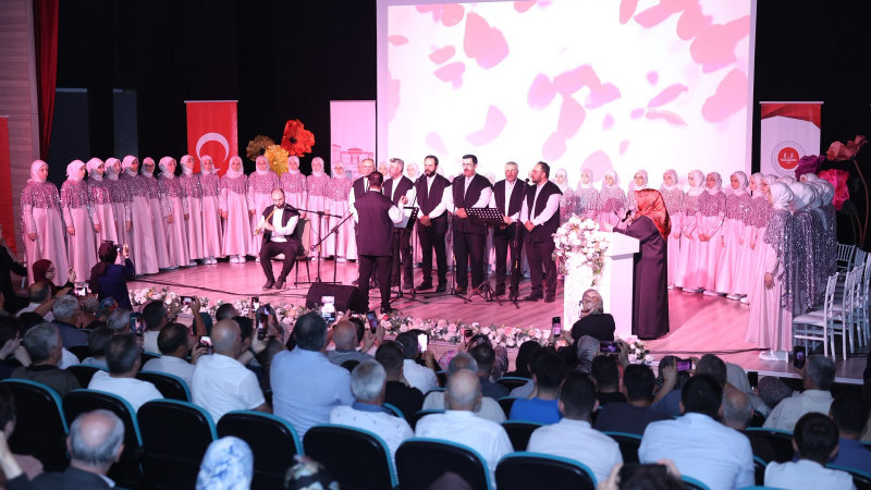 40 HAFIZ İCAZETLERİNİ ALDI