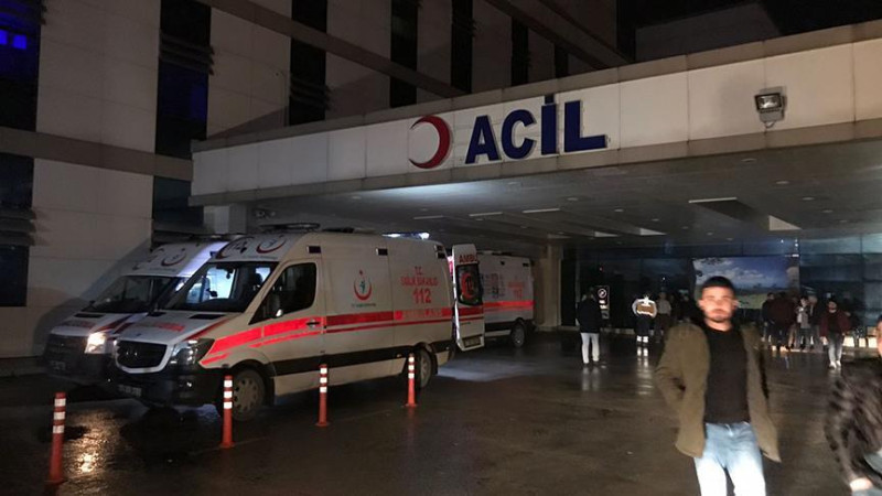 ZİNCİRLEME KAZADA 2 KİŞİ YARALANDI