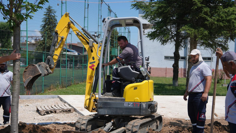 MİLLET BAHÇESİ 2’DE ÇALIŞMALAR DEVAM EDİYOR