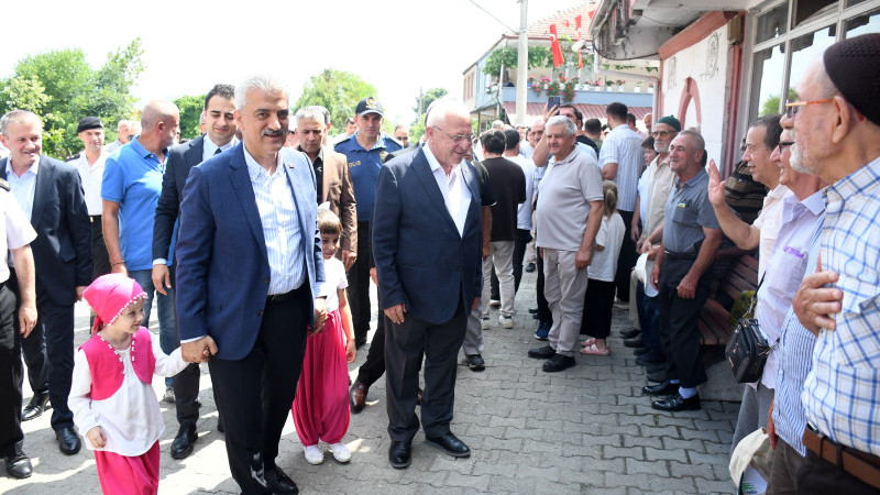 ATATÜRK'ÜN DÜZCE'YE GELİŞİNİN 92. YIL DÖNÜMÜNDE KÖY ÇEŞMESİNDEN AYRAN AKITILDI