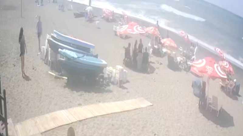 BOĞULMA TEHLİKESİ GEÇİREN 3 KİŞİ KURTARILDI