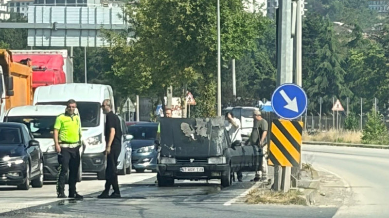SÜRÜCÜNÜN DİKKATİ FACİAYI ÖNLEDİ