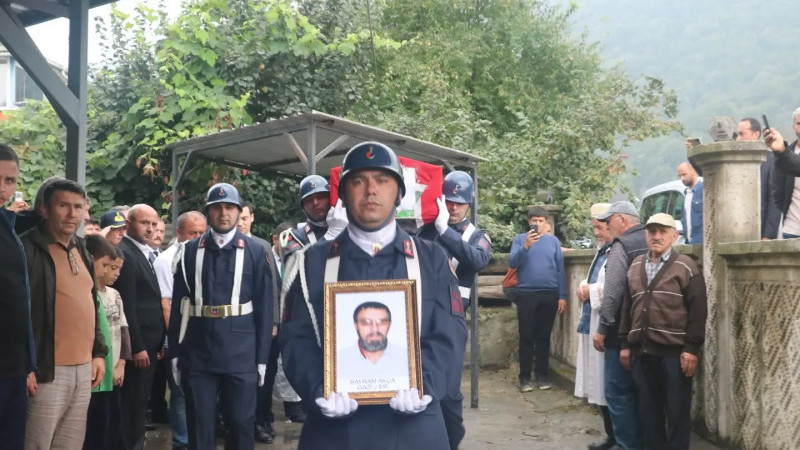 GAZİ BAYRAM AKÇA SON YOLCULUĞUNA UĞURLANDI
