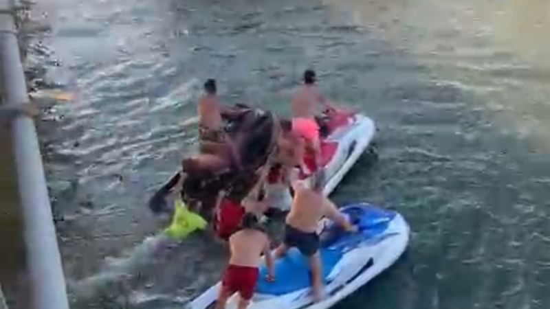 DENİZDEN CANSIZ BEDENİ ÇIKARTILDI...