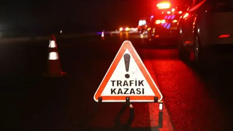 AKÇAKOCA’DA TIR MAKAS ATTI