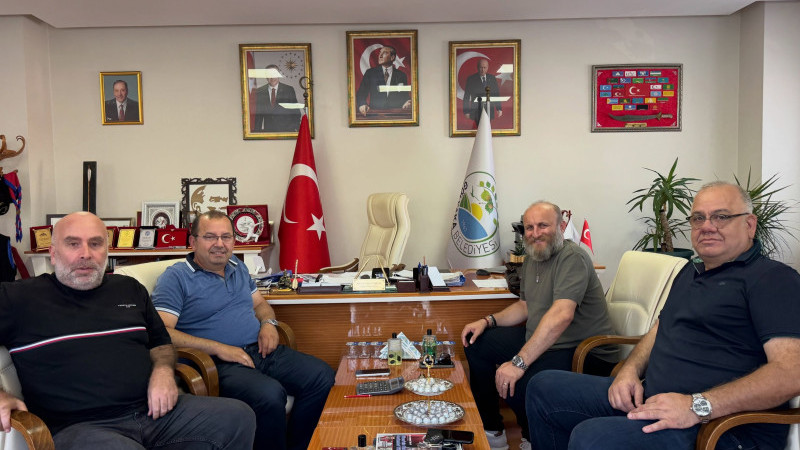 “OFLU HOCA” GÖLYAKA’YI ZİYARET ETTİ