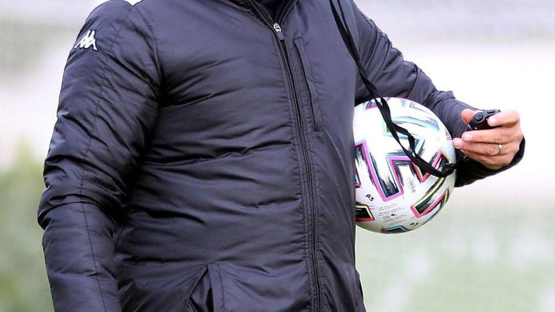 DÜZCESPOR’DA TEKNİK DİREKTÖR ARAYIŞI SÜRÜYOR