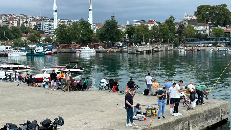 AKÇAKOCA’DA OLTA BALIKÇILIĞINA YOĞUN İLGİ  