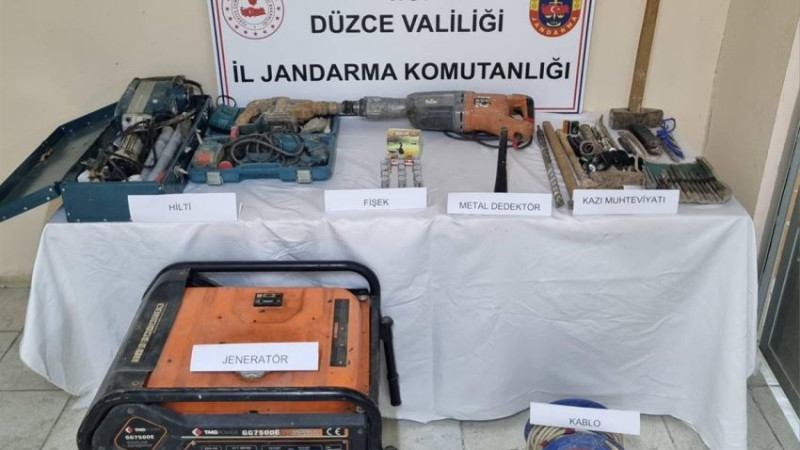 DÜZCE'DE 10 KİŞİYİ KAÇAKÇILIKTAN İŞLEM YAPILDI  