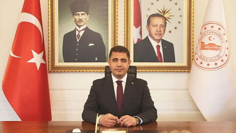 DÜZCE VALİSİ ASLAN'DAN 2025-2026 EĞİTİM-ÖĞRETİM YILI MESAJI