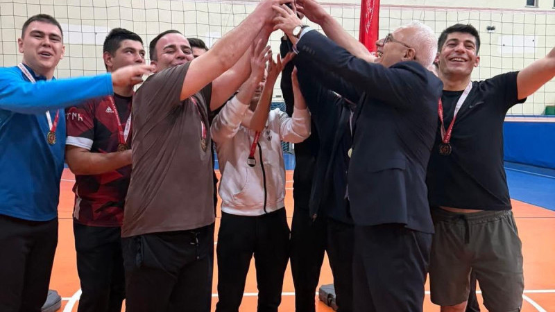 VOLEYBOL HEYECANI ZİRVE YAPTI: ŞAMPİYON JANDARMA