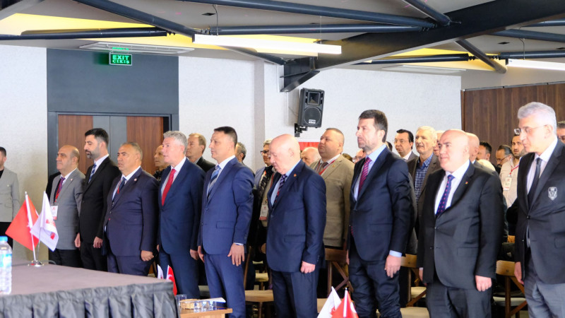 YEREL BASININ SORUNLARI KONUŞULDU