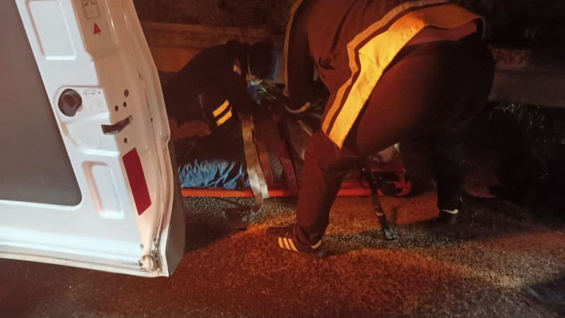 OTOMOBİLİN ÇARPTIĞI YAYA HASTANEDE YAŞAMINI YİTİRDİ