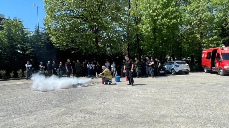 DÜZCE’DE PERSONELE YANGIN EĞİTİMİ
