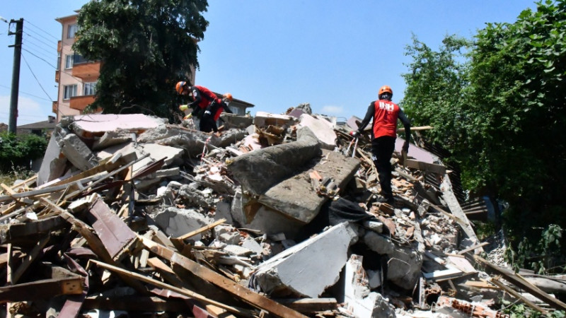 DÜZCE’DE BÜYÜK DEPREM SENARYOSU 