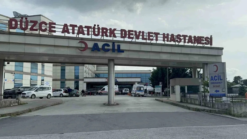 MOTOSİKLET SÜRÜCÜSÜ YARALANDI